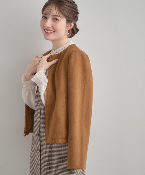 couture brooch（クチュールブローチ）の「【通勤・大人上品】スエード調ダンボール ノーカラージャケット（ブルゾン・レディース・キャメル/ライトグレー/チャコールグレー・40/38/36/42）」の21枚目の写真