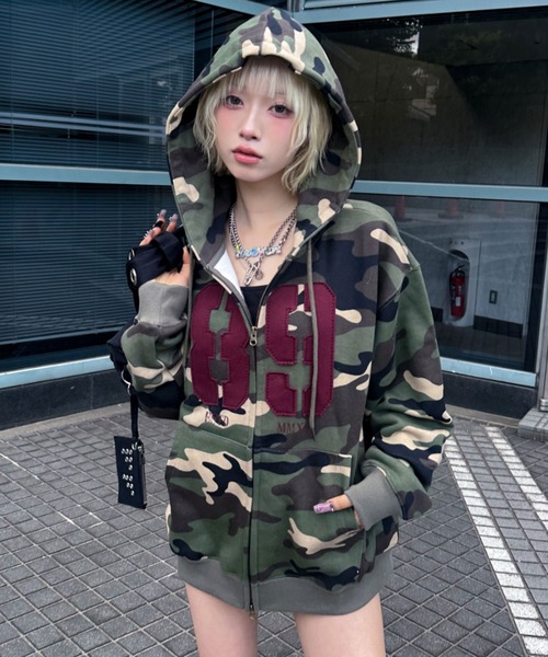mahagrid/マハグリッド』 CAMO APPLIQUE ZIP UP HOODIE/迷彩柄