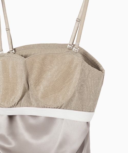 kaene（カエン）の「カップ付きラメベアトップインナー（チューブトップ・レディース・グレイッシュベージュ・FREE）」の10枚目の写真