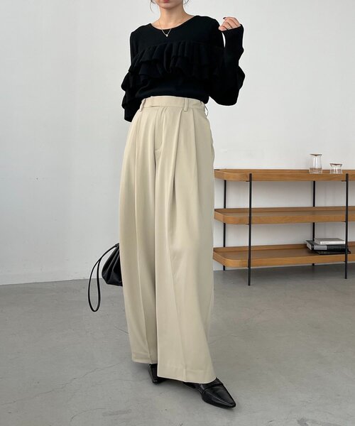 CAPRICIEUX LE'MAGE（カプリシューレマージュ）の「【2WAY】ベアフリルニット（ニット/セーター・レディース・ブラウン/オフホワイト/ブラック・FREE）」の8枚目の写真