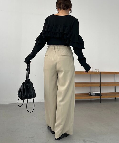 CAPRICIEUX LE'MAGE（カプリシューレマージュ）の「【2WAY】ベアフリルニット（ニット/セーター・レディース・ブラウン/オフホワイト/ブラック・FREE）」の9枚目の写真