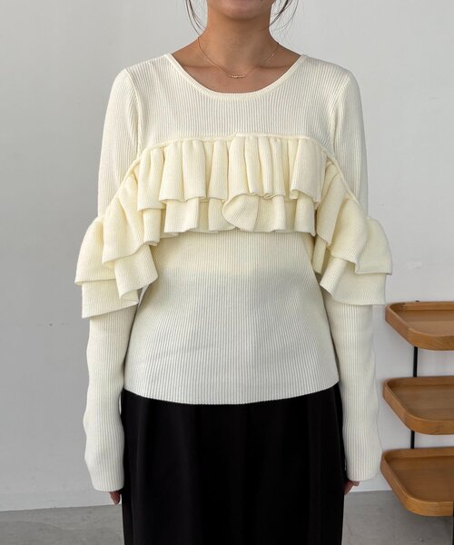 CAPRICIEUX LE'MAGE（カプリシューレマージュ）の「【2WAY】ベアフリルニット（ニット/セーター・レディース・ブラウン/オフホワイト/ブラック・FREE）」の10枚目の写真