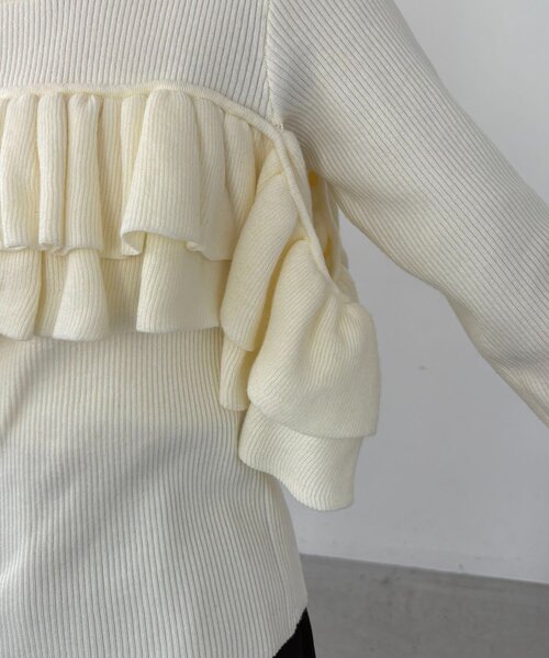 CAPRICIEUX LE'MAGE（カプリシューレマージュ）の「【2WAY】ベアフリルニット（ニット/セーター・レディース・ブラウン/オフホワイト/ブラック・FREE）」の16枚目の写真