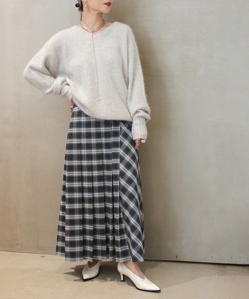 le cercle ADAM ET ROPE'(ルセルクルアダムエロペ)の「TRプリーツスカート/セットアップ対応(スカート・レディース・ダークブラウン/ブラウン系その他2/グレー/ブラック・FREE)」の6枚目の写真