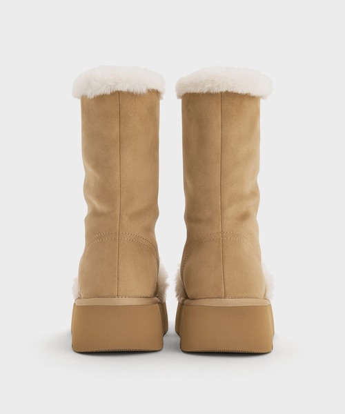 CHARLES & KEITH(チャールズ & キース)の「フォールドオーバー プラットフォームブーツ(ブーツ・レディース・ブラック系その他2/サンドベージュ・23cm/23.5cm/24.5cm/25cm/25.5cm/22.5cm)」の4枚目の写真