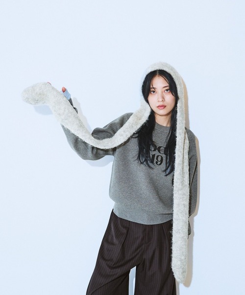 JEANASIS（ジーナシス）の「フードツキニットストール/599045（ストール/ショール・レディース・レッド系その他/グレー系その他/ブラウン系その他・FREE）」の2枚目の写真