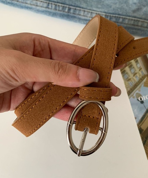 SPIGA(スピーガ)の「シルバーバックル細ベルト(ベルト・レディース・ブラック/ダークブラウン/ブラウン/ベージュ・FREE)」の3枚目の写真