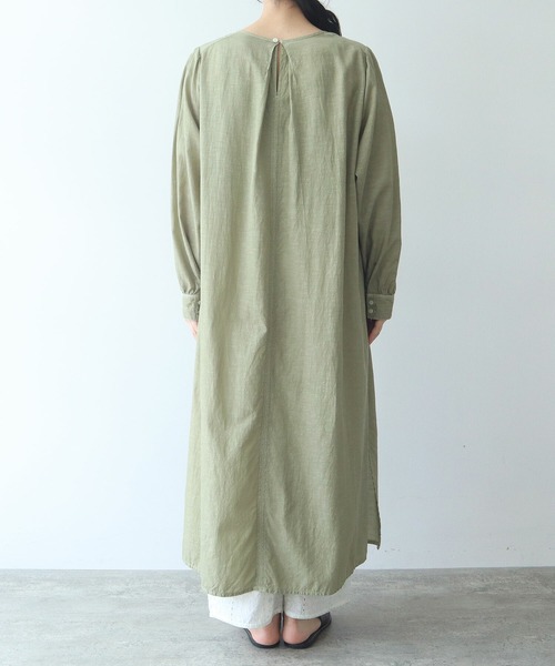 yuni(ユニ )の「Cu/recycled cotton botanical dye タックワンピース(ワンピース・レディース・グリーン・FREE)」の8枚目の写真