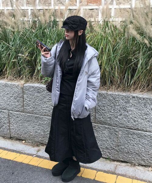 MUCENT(ムセント)の「パウエルメタルロゴ軽量ダウン男女共用(2カラー)(ダウンジャケット/コート・レディース・ブラック/グレー・FREE)」の17枚目の写真