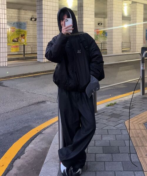 MUCENT(ムセント)の「パウエルメタルロゴ軽量ダウン男女共用(2カラー)(ダウンジャケット/コート・レディース・ブラック/グレー・FREE)」の13枚目の写真