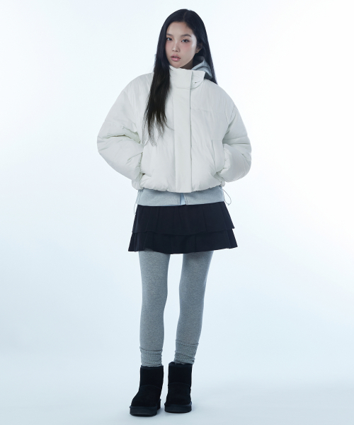 MUSINSA STANDARD WOMAN（ムシンサスタンダードウーマン）の「ウィメンズデイリープファーショートダウンジャケット[アイボリー]（ダウンジャケット/コート・レディース・その他・SMALL/MEDIUM/LARGE/X-SMALL）」の7枚目の写真