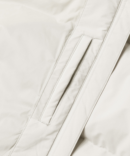 MUSINSA STANDARD WOMAN（ムシンサスタンダードウーマン）の「ウィメンズデイリープファーショートダウンジャケット[アイボリー]（ダウンジャケット/コート・レディース・その他・SMALL/MEDIUM/LARGE/X-SMALL）」の11枚目の写真