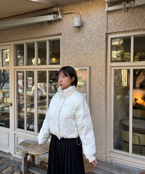 MUSINSA STANDARD WOMAN（ムシンサスタンダードウーマン）の「ウィメンズデイリープファーショートダウンジャケット[アイボリー]（ダウンジャケット/コート・レディース・その他・SMALL/MEDIUM/LARGE/X-SMALL）」の19枚目の写真