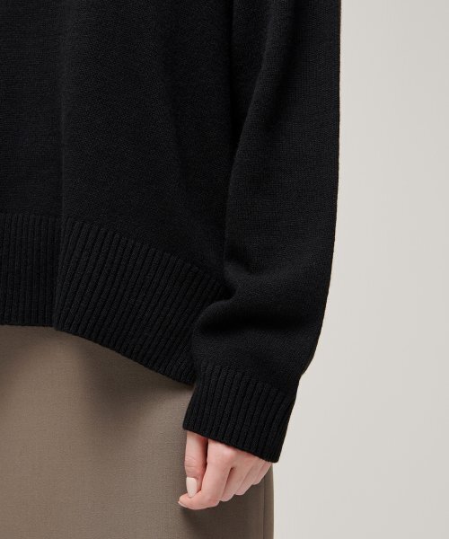 MUSINSA STANDARD WOMAN（ムシンサスタンダードウーマン）の「レディースラムウールリラックスタートルネックニット[ブラック]（ニット/セーター・レディース・その他・LARGE/X-SMALL/SMALL/MEDIUM）」の7枚目の写真