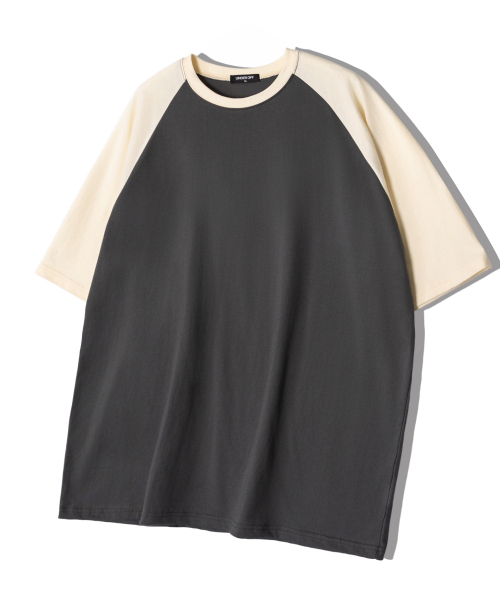 UNDEROFF(アンダーオフ)の「オーバーサイズラグラン半袖Tシャツクリーム(Tシャツ/カットソー・レディース・クリーム・SMALL/MEDIUM/LARGE/X-LARGE)」の3枚目の写真