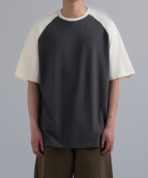 UNDEROFF(アンダーオフ)の「オーバーサイズラグラン半袖Tシャツクリーム(Tシャツ/カットソー・レディース・クリーム・SMALL/MEDIUM/LARGE/X-LARGE)」の6枚目の写真