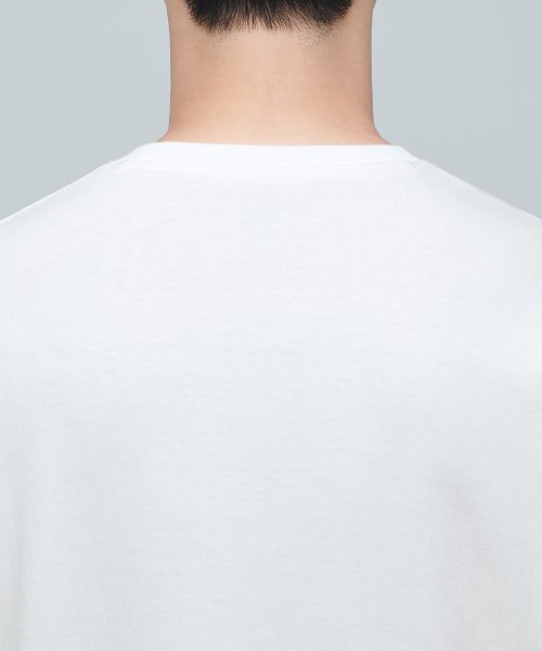 MUSINSA STANDARD（ムシンサスタンダード）の「リラックスフィットクルーネックTシャツ2 [クリーム]（Tシャツ/カットソー・メンズ・その他・MEDIUM/LARGE/X-LARGE/XX-LARGE/XXX-LARGE/SMALL）」の5枚目の写真
