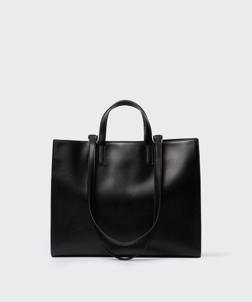 MUSINSA STANDARD（ムシンサスタンダード）の「シンセティックレザー レクタングルショルダートートバッグ_ラージ [ブラック]（トートバッグ・レディース・その他・FREE）」の4枚目の写真