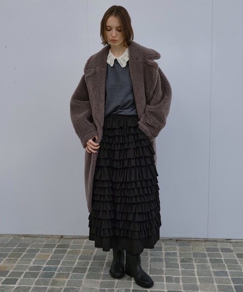 LE CIEL BLEU（ルシェルブルー）の「フェイクシャーリングコクーンコート / Faux Shearling Cocoon Coat（その他アウター・レディース・キャメル/グレー・36）」の4枚目の写真
