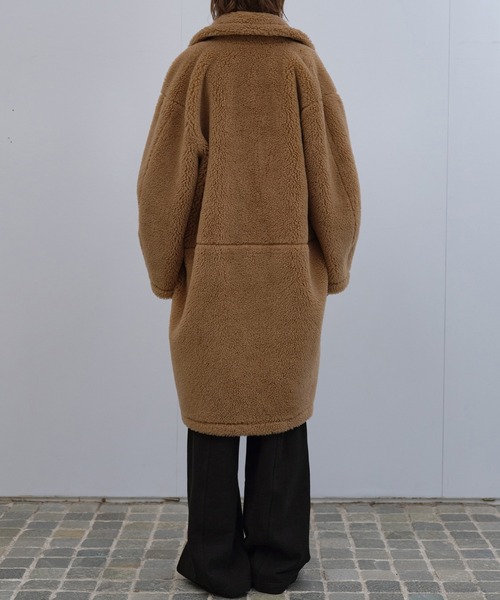 LE CIEL BLEU（ルシェルブルー）の「フェイクシャーリングコクーンコート / Faux Shearling Cocoon Coat（その他アウター・レディース・キャメル/グレー・36）」の21枚目の写真