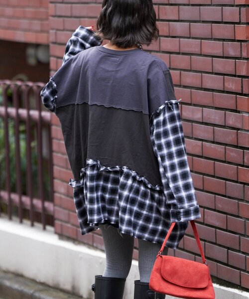 etsinta（エシンタ）の「【etsinta/エシンタ】リメイクチェックフリルtee（Tシャツ/カットソー・レディース・チャコールグレー/ブラウン・ONE SIZE）」の17枚目の写真