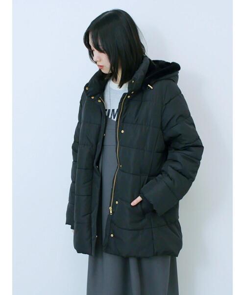 Samansa Mos2 blue（サマンサモスモスブルー）の「スタイルアップパデットコート（その他アウター・レディース・カーキ/ブラック/ライトベージュ・L/M）」の4枚目の写真