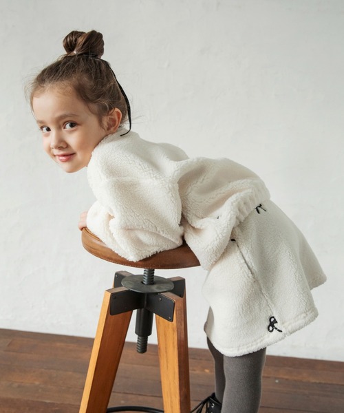 BRANSHES（ブランシェス）の「【セットアップ対応】リボン総柄刺繍×ボアスカート（スカート・キッズ・グレー/アイボリー・80/100/90/150/110/120/130/140）」の13枚目の写真