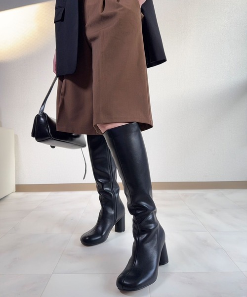 lus.(ラスドット)の「lus. オブリークトゥロングブーツ(ブーツ・レディース・ブラック・LL/L/M/S)」の22枚目の写真