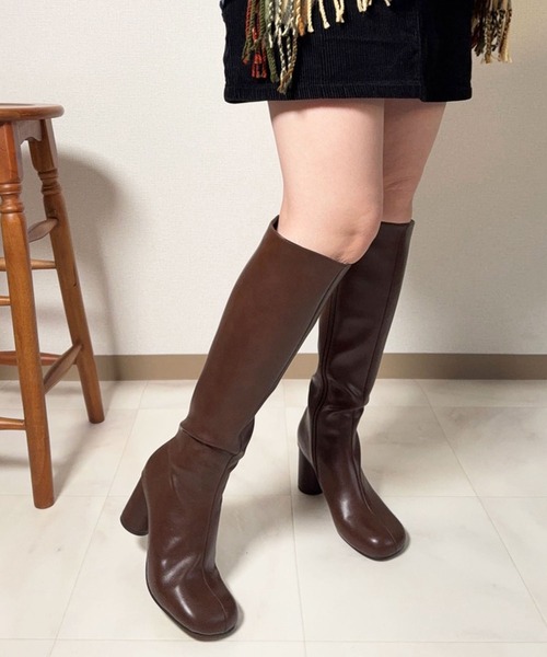 lus.(ラスドット)の「lus. オブリークトゥロングブーツ(ブーツ・レディース・ブラック・LL/L/M/S)」の8枚目の写真