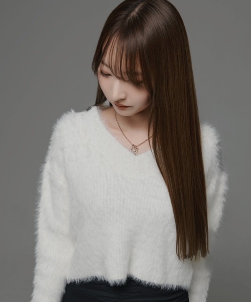 .KOM(ドットコム)の「『.KOM/ドットケーオーエム』Vネックニット【GC】(ニット/セーター・レディース・グレー/ホワイト/ブラック/ピンク・FREE)」の2枚目の写真
