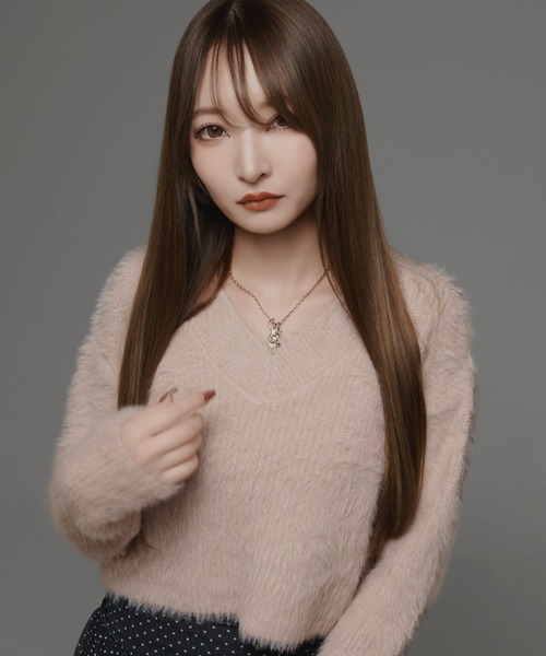 .KOM(ドットコム)の「『.KOM/ドットケーオーエム』Vネックニット【GC】(ニット/セーター・レディース・グレー/ホワイト/ブラック/ピンク・FREE)」の4枚目の写真