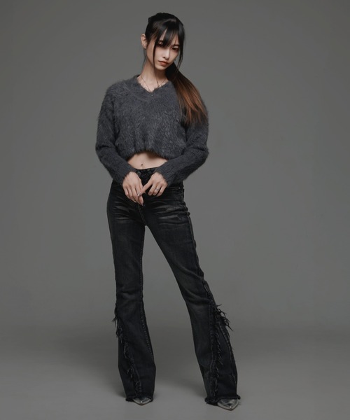 .KOM(ドットコム)の「『.KOM/ドットケーオーエム』Vネックニット【GC】(ニット/セーター・レディース・グレー/ホワイト/ブラック/ピンク・FREE)」の13枚目の写真
