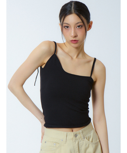 UNKNOWN PLANET(アンノウンプラネット)の「アンバランスニットトップ ブラック(Tシャツ/カットソー・レディース・その他・FREE)」の2枚目の写真