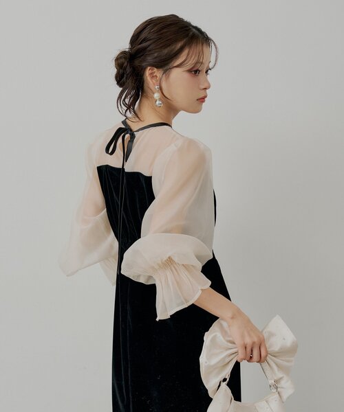 Chico（チコ）の「【WEB限定/SALON by Chico】配色シースルータイトロングドレス/オケージョン（ワンピース・レディース・グレー系その他2/ブラック/ブラック系その他2/ブラック系その他3・SMALL/MEDIUM）」の5枚目の写真