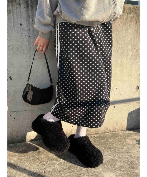 WC（ダブル シー）の「もこもこ厚底シューズ（その他シューズ・レディース・ブラック/ベージュ・SMALL/MEDIUM）」の6枚目の写真