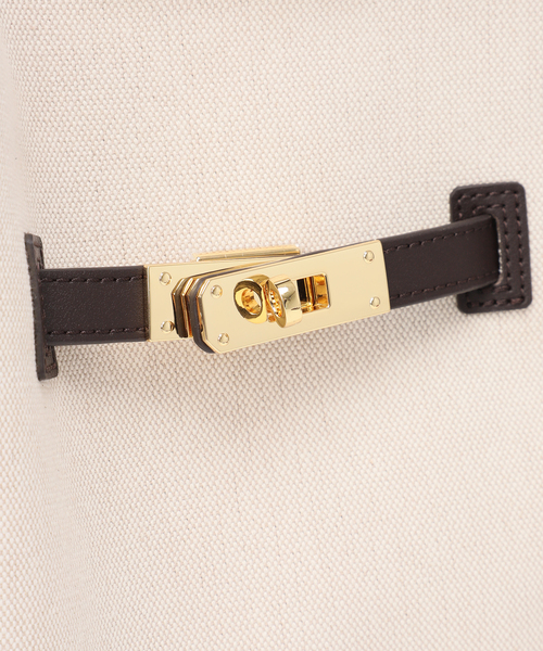 Spick & Span（スピックアンドスパン）の「VIOLAd’ORO / ヴィオラドーロ キャンバス*レザートートバッグL*（トートバッグ・レディース・アイボリー・FREE）」の9枚目の写真