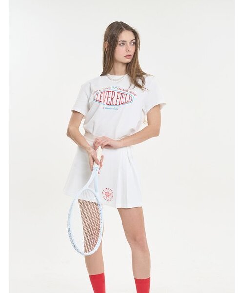 CLEVER FIELD（クレバーフィールド）の「シグニチャーエンブレムクロップTシャツ[オフホワイト]（Tシャツ/カットソー・レディース・その他・SMALL/MEDIUM）」の2枚目の写真