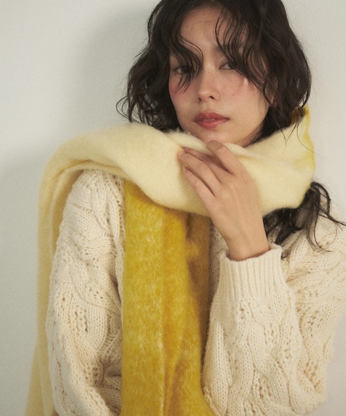 Shelly island（シェリーアイランド）の「バイカラーマフラー（マフラー・レディース・ホワイト/グレー/イエロー/ベージュ/レッド・FREE）」の11枚目の写真