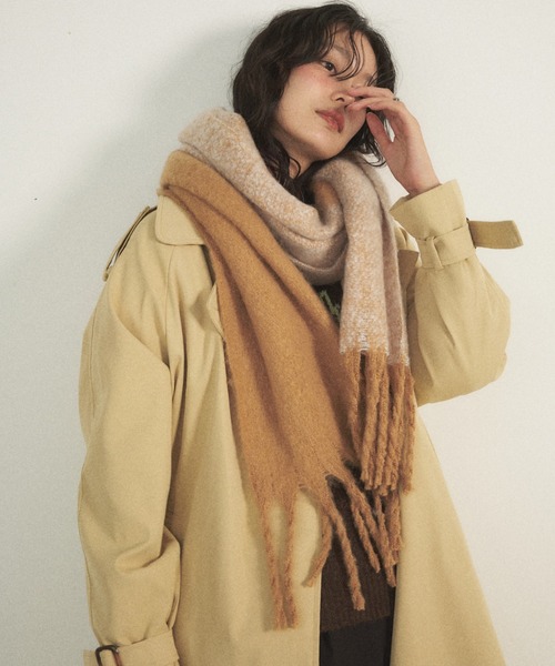 Shelly island（シェリーアイランド）の「バイカラーマフラー（マフラー・レディース・ホワイト/グレー/イエロー/ベージュ/レッド・FREE）」の18枚目の写真