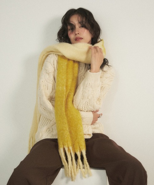 Shelly island（シェリーアイランド）の「バイカラーマフラー（マフラー・レディース・ホワイト/グレー/イエロー/ベージュ/レッド・FREE）」の9枚目の写真