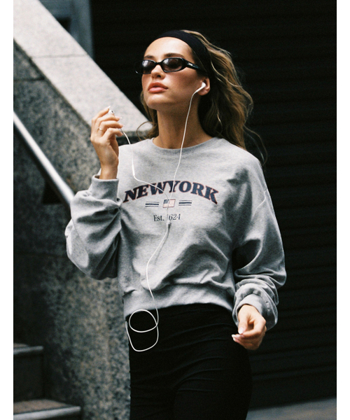 SURFEA（サーフィー）の「CITY CROP SWEATSHIRT_GREY（スウェット・レディース・その他・SMALL/LARGE）」の2枚目の写真