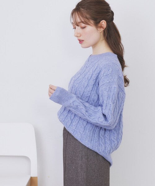 index（インデックス）の「ラメ混ファンシーケーブルVネックニット【洗濯機OK】（ニット/セーター・レディース・グレー/チャコールグレー/ブルー/ピンク・00）」の21枚目の写真