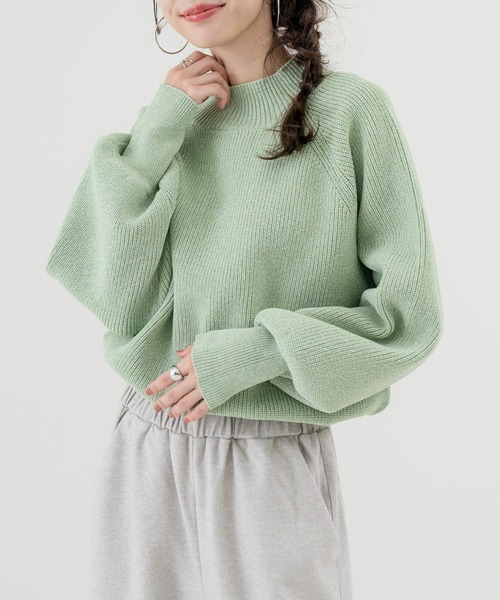 refinedworks(リファインドワークス)の「【refinedworks】ふっくら軽い、毎日 着たい 上質 ニット(ニット/セーター・レディース・アイボリー/グリーン/ブルー・FREE)」の1枚目の写真