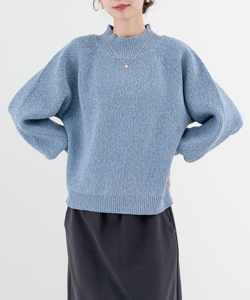 refinedworks(リファインドワークス)の「【refinedworks】ふっくら軽い、毎日 着たい 上質 ニット(ニット/セーター・レディース・アイボリー/グリーン/ブルー・FREE)」の4枚目の写真