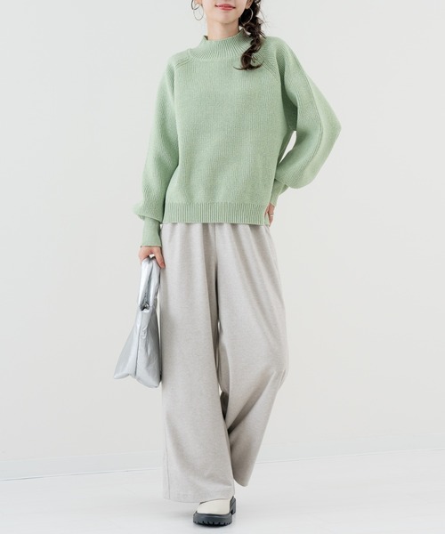 refinedworks(リファインドワークス)の「【refinedworks】ふっくら軽い、毎日 着たい 上質 ニット(ニット/セーター・レディース・アイボリー/グリーン/ブルー・FREE)」の22枚目の写真