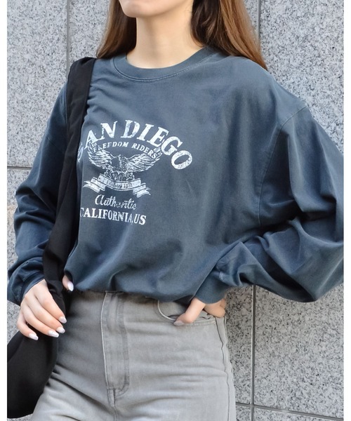 spiritoso(スピリトーゾ)の「アーチロゴイーグルプリントロンT(Tシャツ/カットソー・レディース・グレイッシュベージュ/ブラック/バーガンディー/チャコール・FREE)」の7枚目の写真
