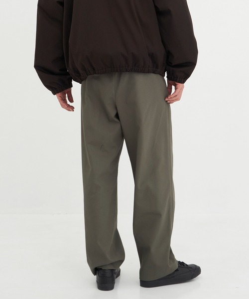 markaware(マーカウェア)の「【MARKAWARE/マーカウェア】DOUBLE PLEATED EASY TROUSERS(スラックス・メンズ・ネイビー/グレー/ブラック・1/2/3)」の8枚目の写真