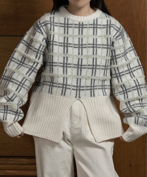 lawgy（ラウジー）の「mix pattern bicolor check rib knit / ミックスパターンバイカラーチェックリブニット（ニット/セーター・レディース・モカ/ホワイト×グレー/グレー・FREE）」の10枚目の写真