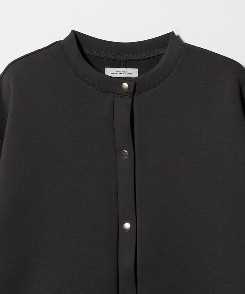 green label relaxing(グリーンレーベルリラクシング)の「ダンボール ノーカラー カーディガン(カーディガン/ボレロ・レディース・モカ/ダークグレー/オフホワイト・FREE)」の19枚目の写真