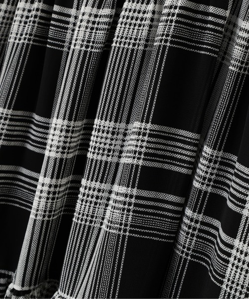 JILL by JILL STUART（ジルバイジルスチュアート）の「クロスフリルワンピース（ワンピース・レディース・ホワイト系その他/ブラック系その他・FREE）」の6枚目の写真